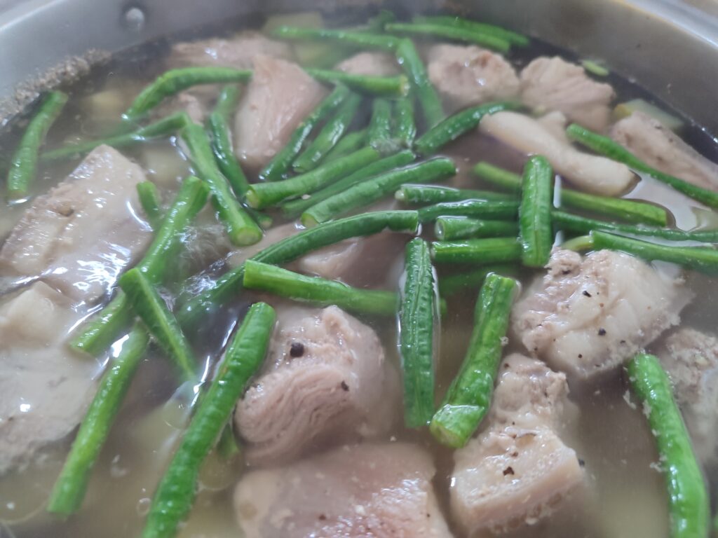 Nilagang baboy